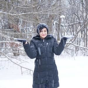 Meet your Posher, Mariya